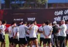 استعد لمواجهة القمة: موعد مباراة ودية بين الأهلي والهلال الليبي