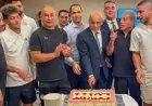 سفير مصر يهنئ المنتخب الوطني بعد انتصاره على جنوب السودان.. صور