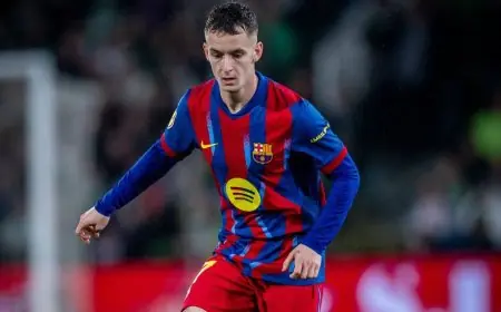 سباق الزمن: ديبورتيفو لاكورونيا يسعى لضم نجم وسط برشلونة