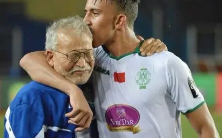 رحيل يوعري والد سفيان وحسين رحيمي الرجاء يخسر أحد رجالاته