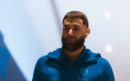 الهلال يكشف احترافية ورقيّ تعامله مع بنزيما وتفهّم اللاعب لقرار النادي