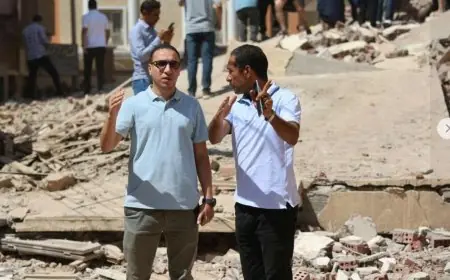 محافظ المنيا يتفقد تداعيات انهيار منزل مكون من 4 طوابق في عزبة شاهين
