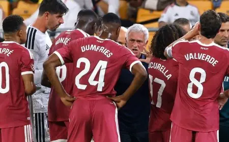 مورينيو يصف لاعبي ريال مدريد بالسذاجة بعد هزيمتهم أمام بيتيس
