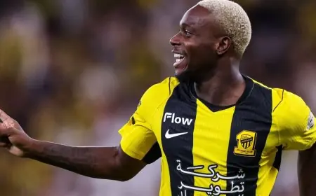 الاتحاد يفاجئ النصر بثنائية إيلينيكينا السريعة في كلاسيكو دوري روشن
