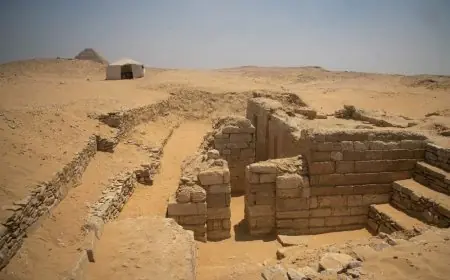 اكتشاف أثري مذهل العثور على مقبرة من أواخر عصر الأسرة الخامسة في سقارة