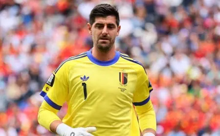 كورتوا يخرج في إجازة مع منتخب بلجيكا ويتعهد بالقتال للحفاظ على مركزه في الفريق
