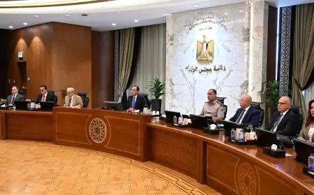 الحكومة تعلن عن تعيين 43 ألف معلم جديد قريباً لتعزيز التعليم في البلاد