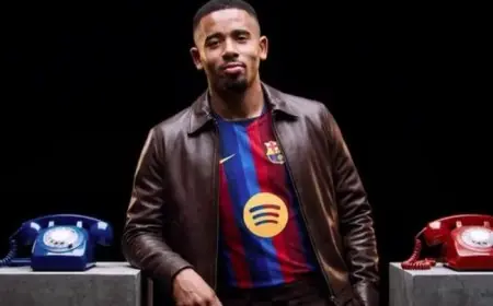 برشلونة يعد جيسوس ليكون بديلاً لرافينها ويعمل على إدارة دقائق نجمه البرازيلي
