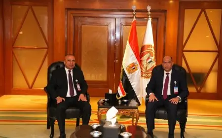 تعزيز التعاون في التدريب المهني محور لقاء وزير العمل ورئيس الوفد العراقي