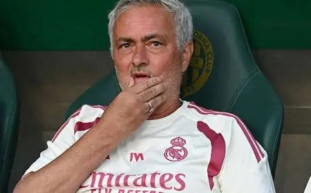 مورينيو يكشف تشكيل دفاع ريال مدريد في مواجهة ديربي مدريد المرتقبة