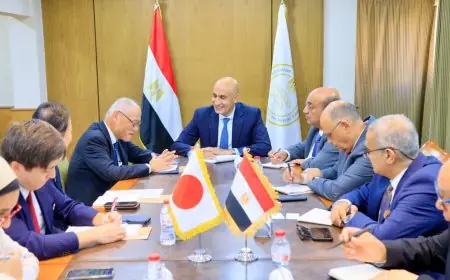 وزير التعليم يتعاون مع السفير الياباني لتعزيز انتشار المدارس المصرية اليابانية