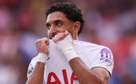 عمر مرموش يتألق في قيادة توتنهام لمواجهة نارية ضد ليفربول بكأس الرابطة الإنجليزية