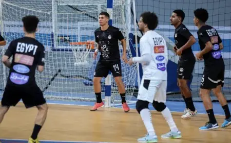 منتخب مصر لكرة الصالات ينهي تدريباته ويبدي استعداده للمواجهة في الجزائر