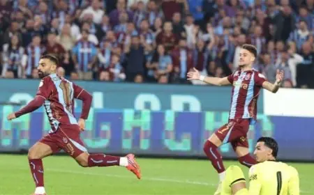 محمد صلاح يُشعل الأجواء بتسجيل الهدف الثالث لطرابزون أمام جالطة سراي في الدوري التركي «فيديو»