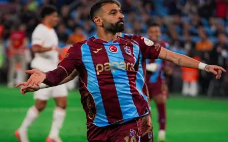 محمد صلاح يواصل التألق: كم “هاتريك” أحرز في مسيرته بعد ثلاثية غلطة سراي
