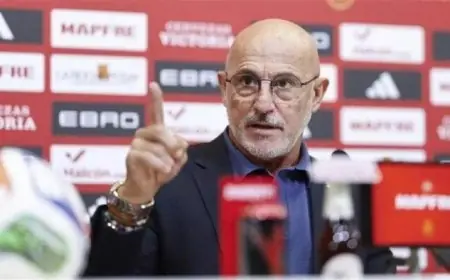 لويس دي لا فوينتي يمدد عقده مع منتخب إسبانيا حتى عام 2032
