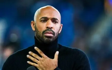 هنري: محمد صلاح لم يكن وراء أزمة ليفربول ويستحق الاحترام بعد تسجيله هاتريك ضد جالطة سراي