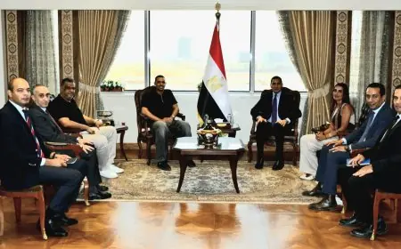 تكريم وزير الرياضة لمصطفى عسل وأمينة عرفي بعد تألقهما في بطولة قطر كلاسيك