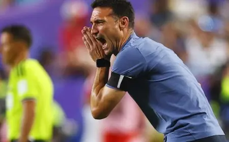تأجيل مفاوضات سكالوني مع منتخب الأرجنتين بسبب طبيب أسنان