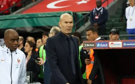 مبابي يقود زيدان لتحقيق فوز مثير مع منتخب فرنسا قبل أن يصاب