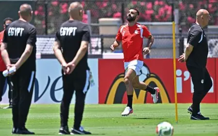 سبب مغادرة محمد صلاح معسكر منتخب مصر رغم كونه سليماً