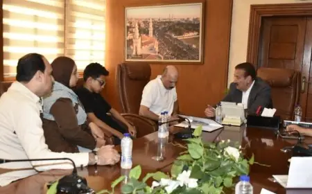 محافظ بورسعيد يلبي نداء أسرة الطالب يوسف بعد إصابته البالغة بالعين