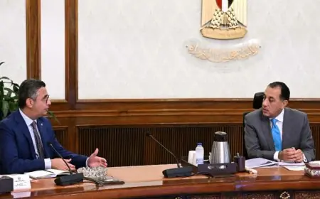 مدبولي يتفقد انتظام منظومتي الخبز والسلع التموينية ويمتدح توفر الاحتياجات الأساسية للمواطنين