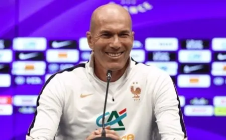 «الكرة تنطلق بسرعة».. زيدان يبعث برسالة خاصة لنجوم منتخب فرنسا قبل مواجهة بلجيكا