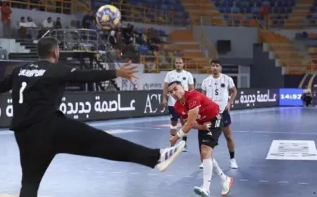 الأهلي يحقق انتصاراً ساحقاً على برقان الكويتي بنتيجة 35-17 في بطولة العالم للأندية لكرة اليد