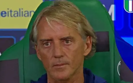 مانشيني: غياب الأساطير توتي وديل بييرو يؤخر بناء منتخب إيطاليا الحالي