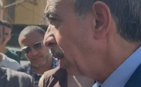 محافظ سوهاج يستجيب لطلب سيدة ويوفر لها مصدر رزق بإعطائها كشك