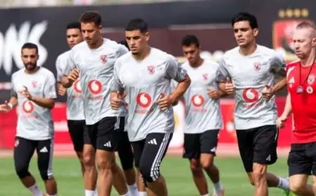 أشرف بن شرقي يعاود تدريجيًا المشاركة في تدريبات الأهلي بعد إصابة وتر أكيلس