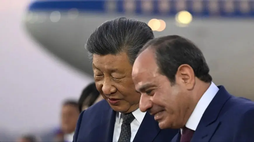 الرئيس السيسي ونظيره الصيني يستكشفان المعالم الفريدة للمتحف المصري الكبير