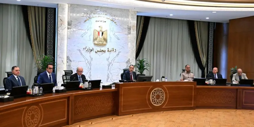 مدبولي يعلن عن معارض أهلا مدارس لتلبية احتياجات المواطنين من السلع والمستلزمات بأسعار تنافسية في اجتماع الحكومة