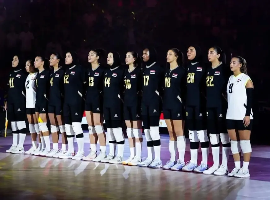 وزير الرياضة يهنئ منتخب سيدات الطائرة بعد التتويج بالبطولة الأفريقية والتأهل للأولمبياد بعد غياب 23 عاما