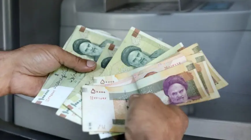 تدهور الريال الإيراني مستمر والدولار يتخطى حاجز 2.22 مليون ريال