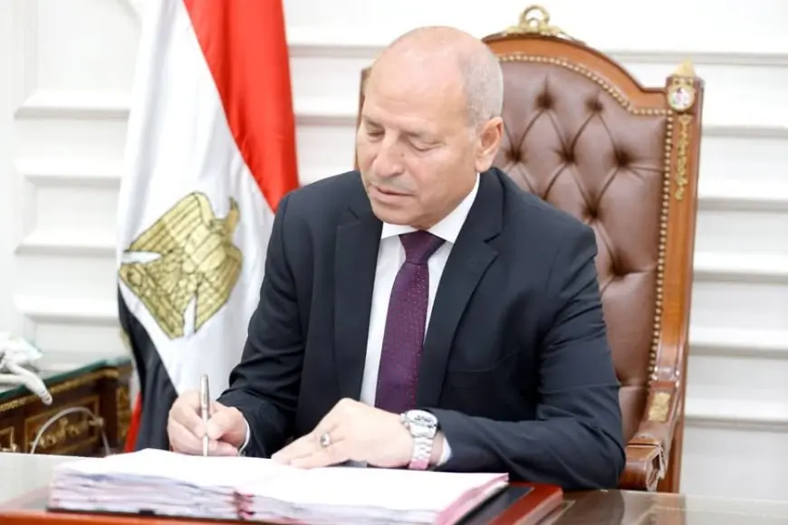 إبراهيم صابر يعلن عن تشغيل 20 مدرسة جديدة في القاهرة في العام المقبل لتعزيز التعليم