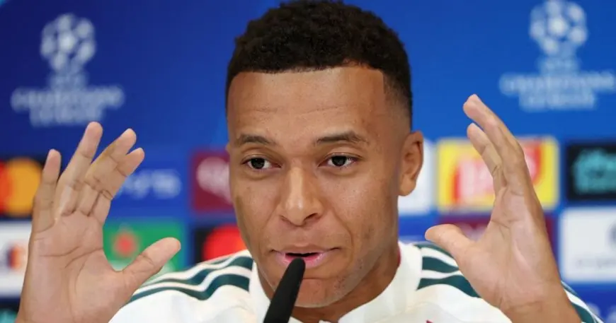 مبابي يعلن: صنعت تاريخاً في كأس العالم وأستحق الكرة الذهبية