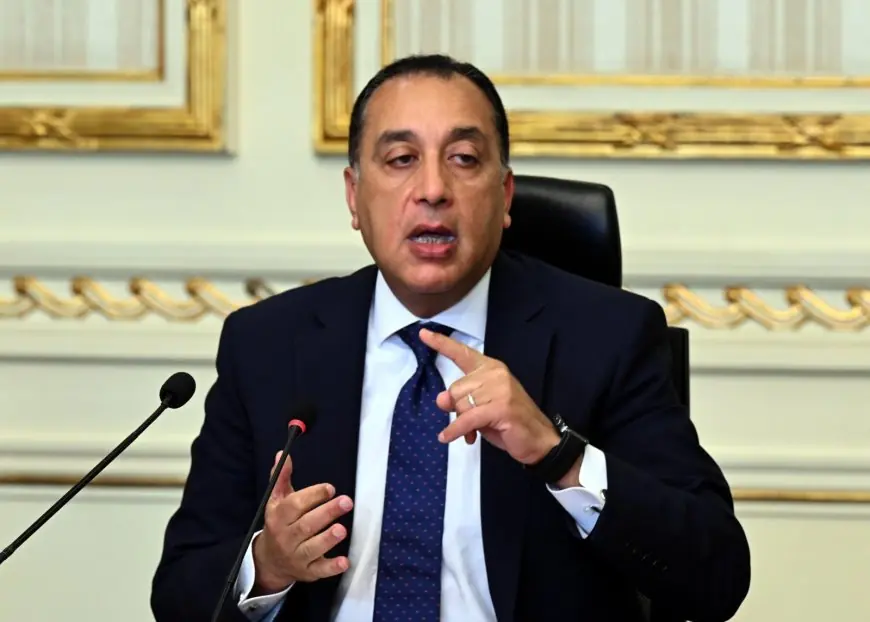 نقابة المعلمين تطالب رئيس الوزراء بوضع ضوابط لتنظيم الزيارات التفقدية للمدارس