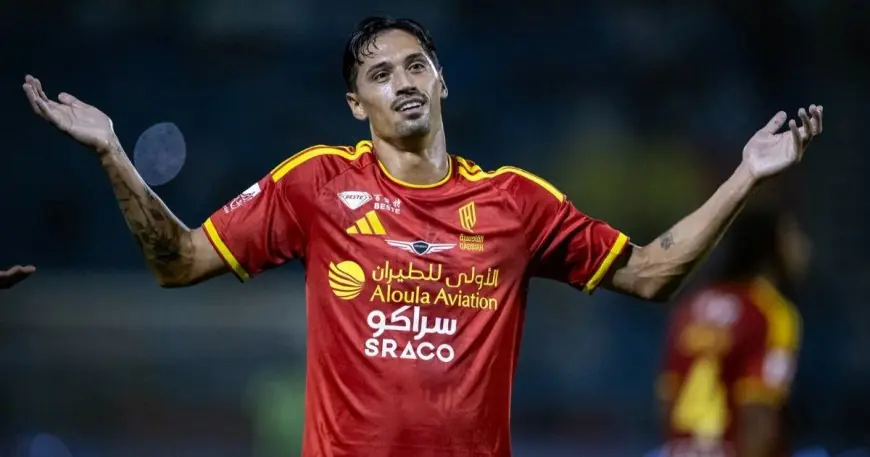رايندرز يقود القادسية لانتصار مدهش على الأهلي في دوري روشن السعودي
