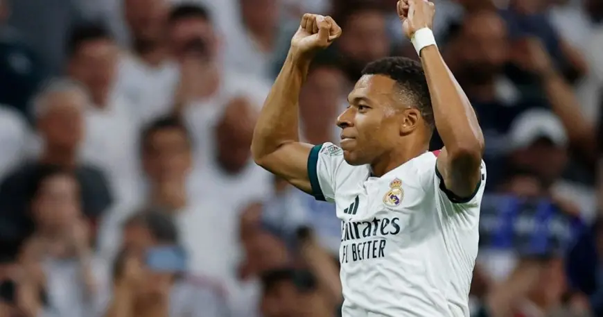 مبابي يسطر التاريخ معادلاً رقم أسطورة ريال مدريد ويبتعد عن بنزيما