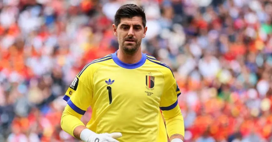 كورتوا يخرج في إجازة مع منتخب بلجيكا ويتعهد بالقتال للحفاظ على مركزه في الفريق