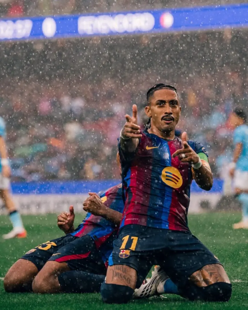 برشلونة يتفوق بثنائية على فينورد في الشوط الأول بدوري أبطال أوروبا
