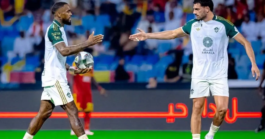 تعرف على تشكيلة الأسبوع في الدوري السعودي بدون لاعبي الهلال والنصر