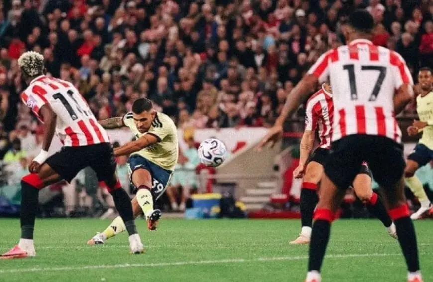 أرسنال يتخطى سندرلاند بهدفين ويواصل تصدره للدوري الإنجليزي «فيديو»
