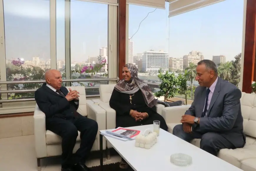 نقيب المعلمين يكرّم مديري مدارس القليوبية برحلات عمرة تأكيداً للدعم المستمر