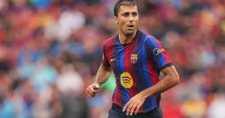رودري يفصح عن تفاصيل رفضه لريال مدريد وتفضيله برشلونة.. كيف رد على مورينيو؟