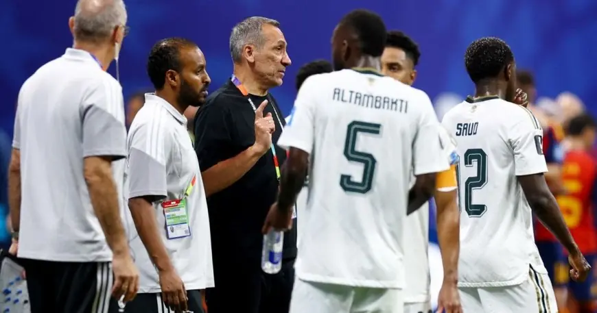 جورجيوس دونيس يكشف عن تشكيلة المنتخب السعودي المشاركة في خليجي 27