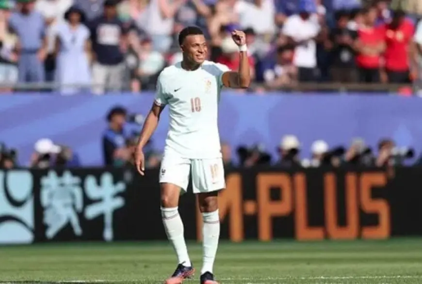 مبابي: الكرة الذهبية تستحق العودة إلى ريال مدريد.. ويثني على لامين يامال