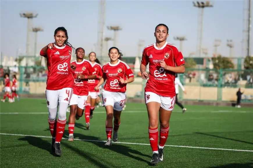 الحكم نورا سمير جاهزة لقيادة مباراة الأهلي والزمالك المرتقبة في دوري الكرة النسائية
